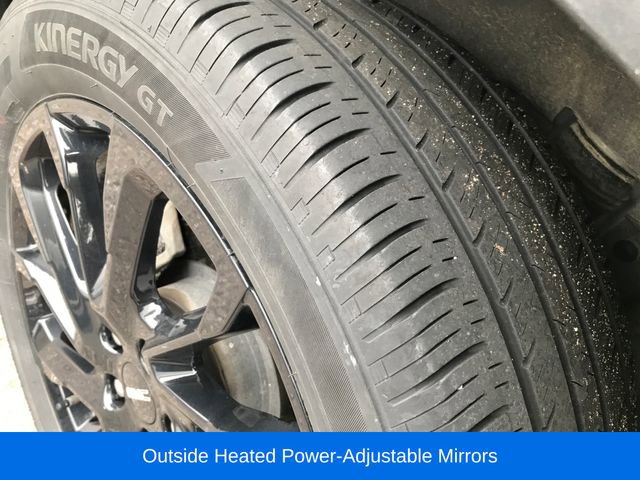 Used 2023 GMC Terrain SLE w/ Driver Convenience Package image 12