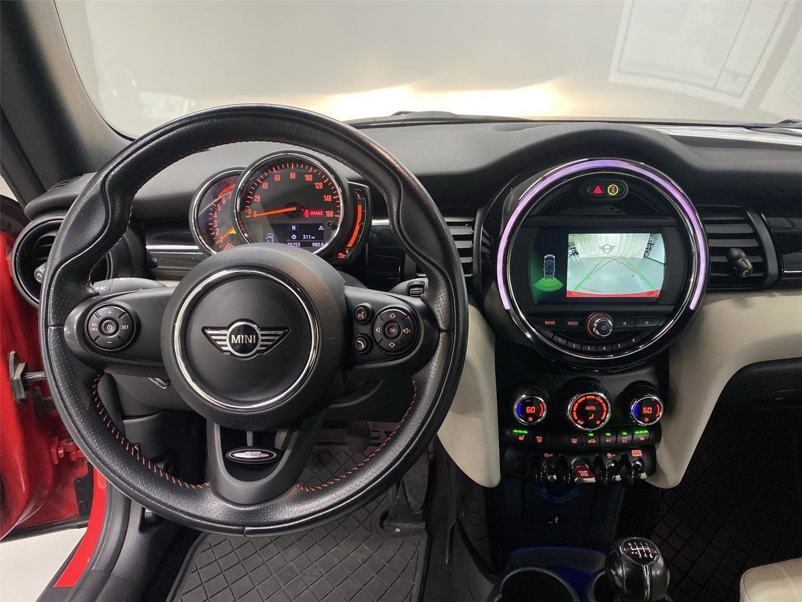 Used 2019 MINI Cooper S image 30