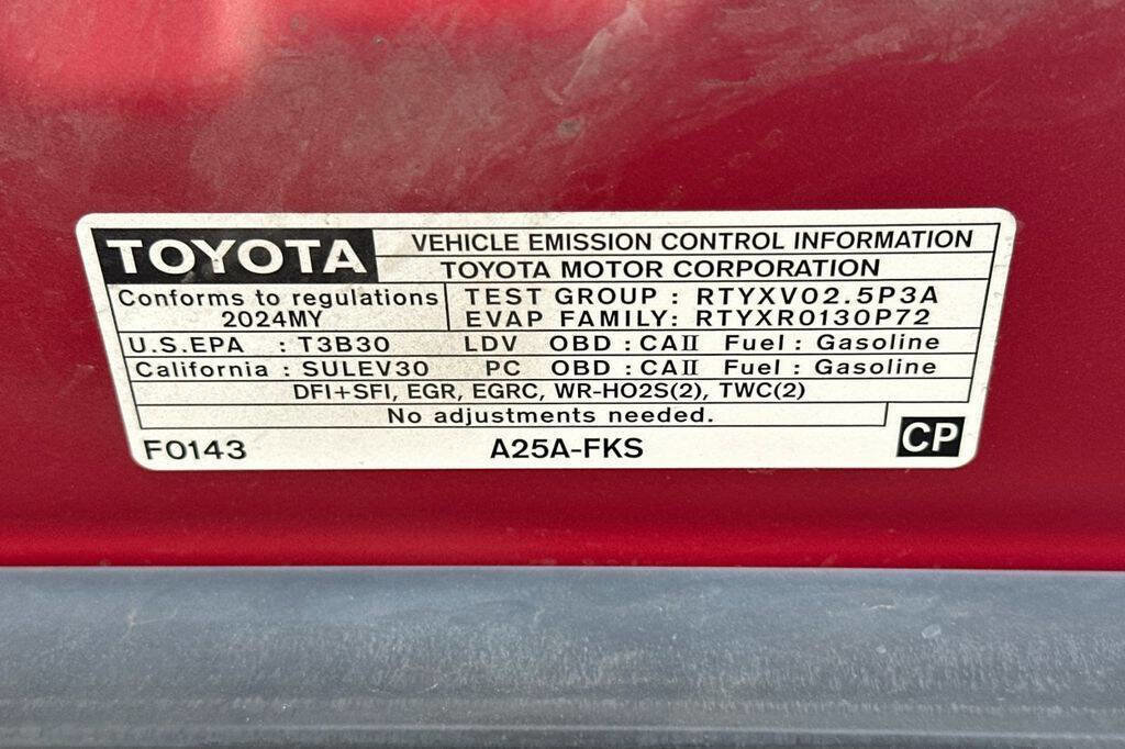 Used 2024 Toyota Camry SE image 26