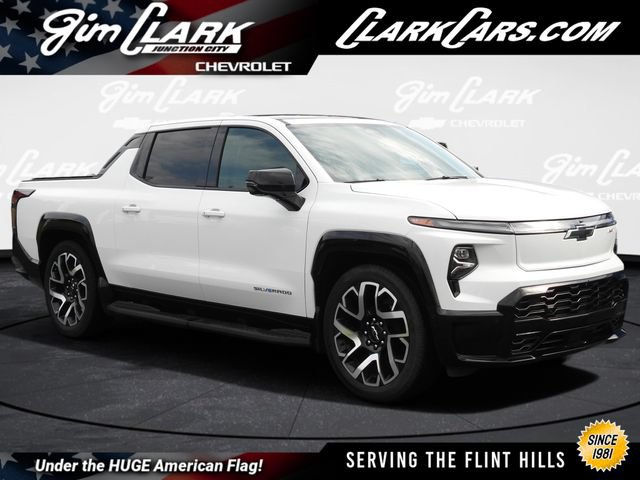 Used 2025 Chevrolet Silverado EV RST AWD/4WD image 1