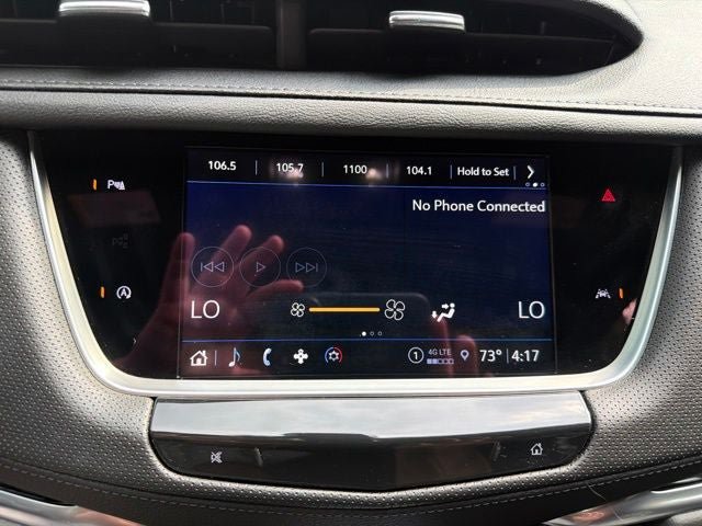 Certified 2025 Cadillac XT6 Luxury AWD/4WD image 10