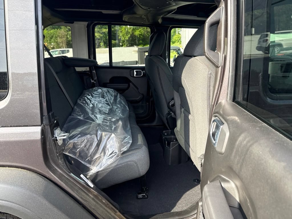New 2026 Jeep Wrangler Unlimited Sport AWD/4WD image 22