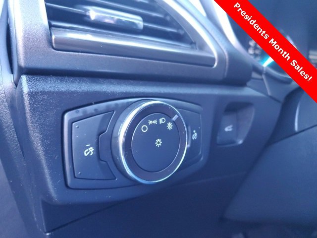 Used 2018 Ford Fusion Energi SE image 19