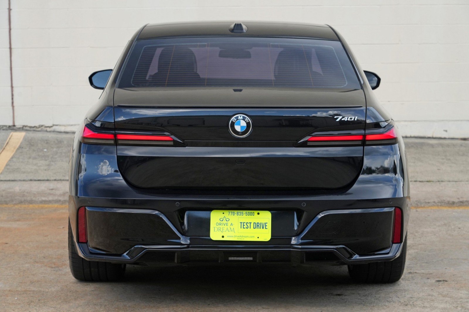Used 2024 BMW 740i w/ Premium Package 2 RWD image 65