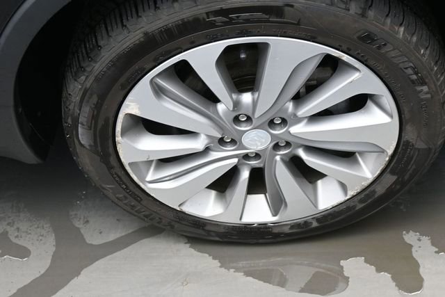 Used 2020 Buick Encore Preferred w/ Safety Package FWD image 29