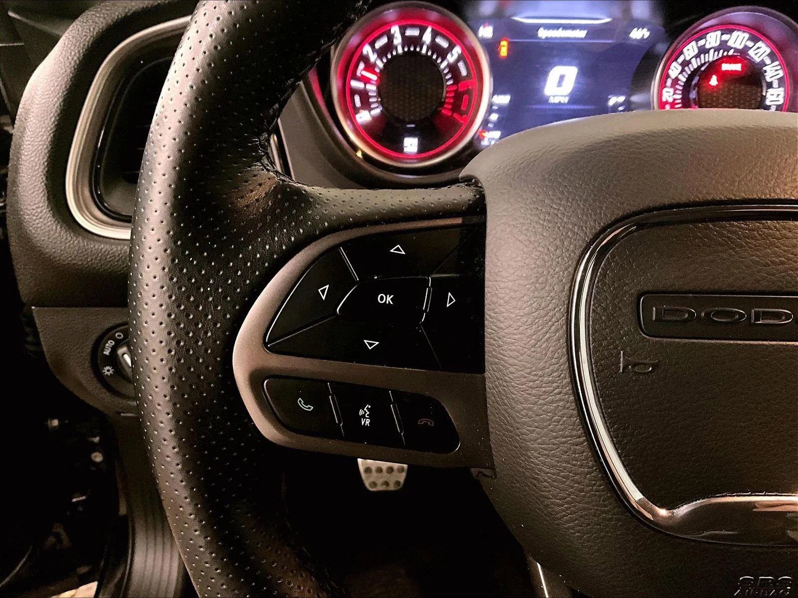 Used 2022 Dodge Challenger R/T Scat Pack w/ Dynamics Package image 17