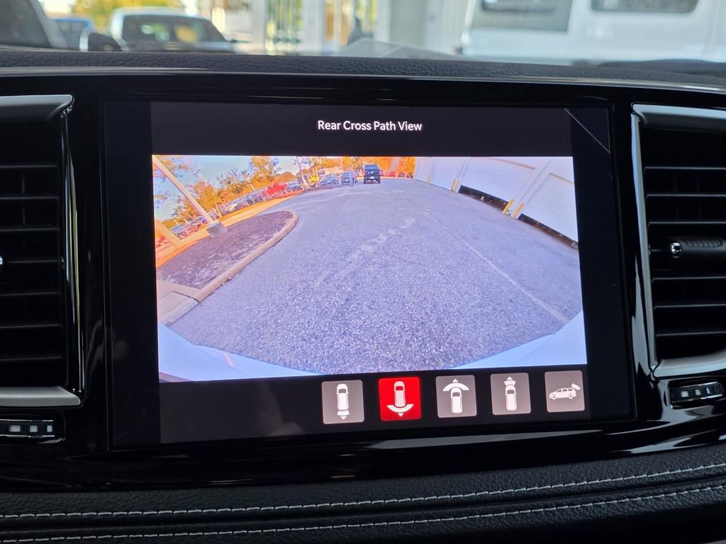 New 2026 Chrysler Pacifica Select image 18