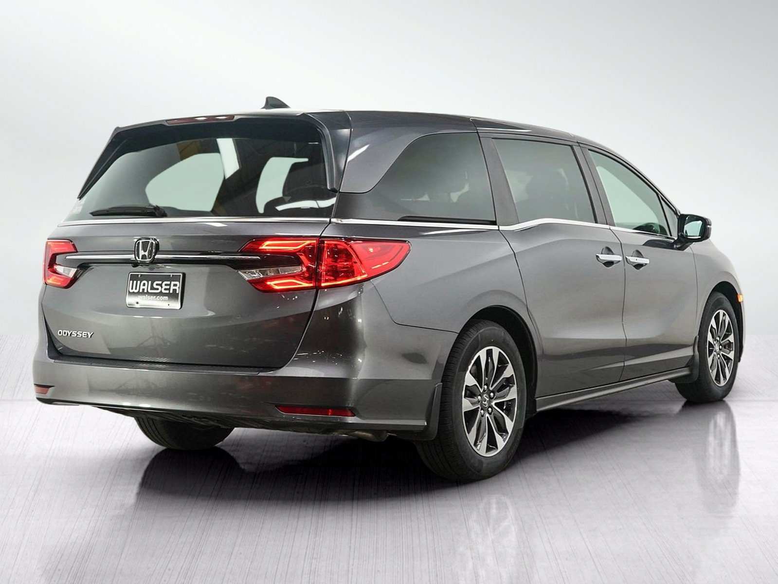 Used 2024 Honda Odyssey EX-L image 5