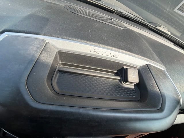 Used 2023 RAM 1500 Big Horn AWD/4WD image 18