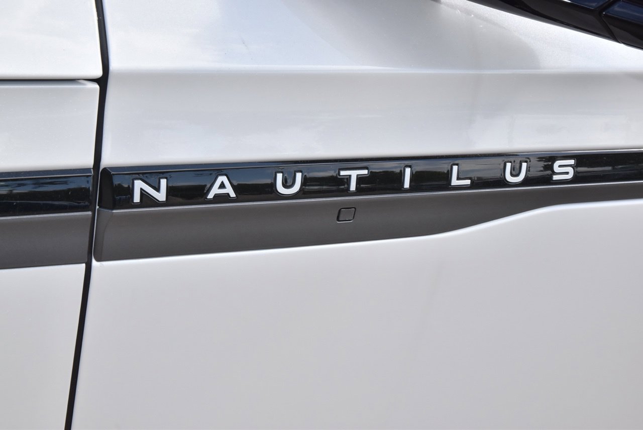 New 2026 Lincoln Nautilus Reserve AWD/4WD image 42