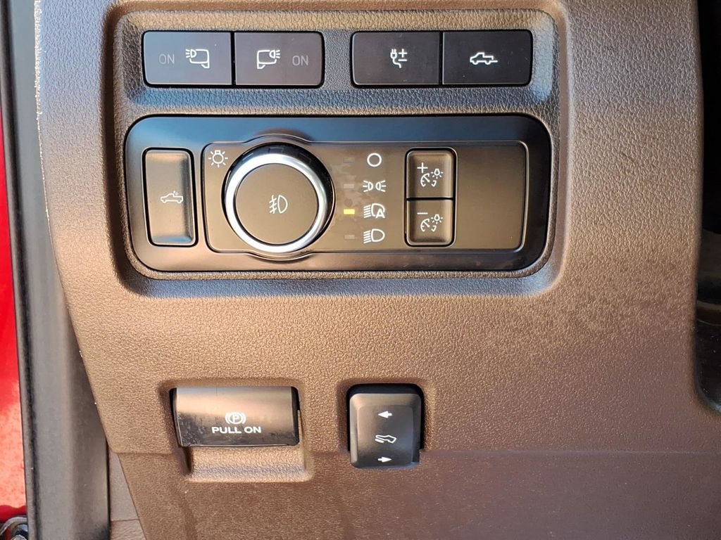 Used 2024 Ford F350 King Ranch AWD/4WD image 15