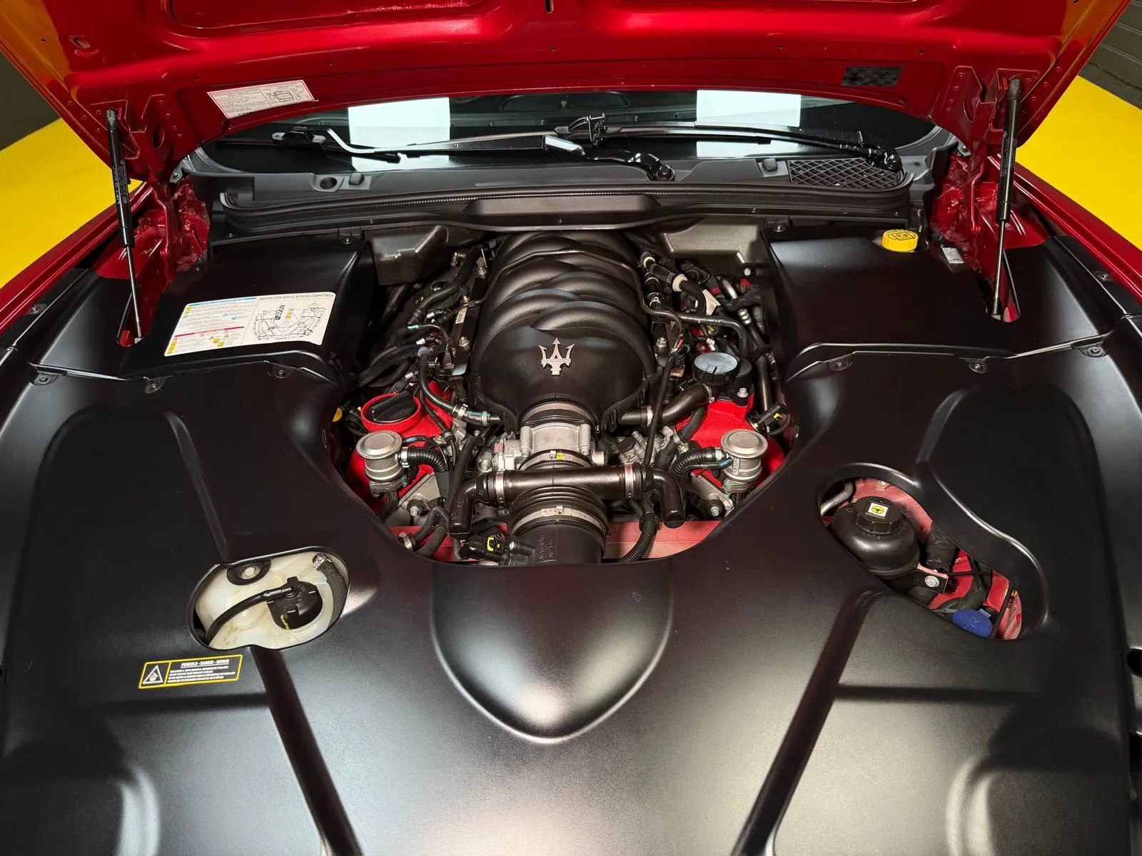 Used 2013 Maserati GranTurismo MC RWD image 26