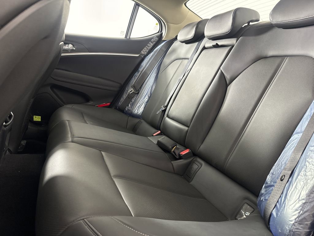 New 2026 Genesis G70 2.5T RWD image 11