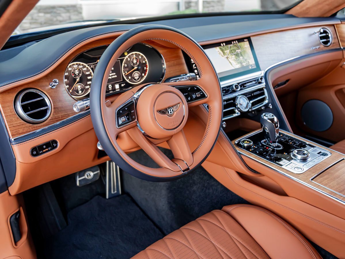 Certified 2023 Bentley Flying Spur V8 image 19