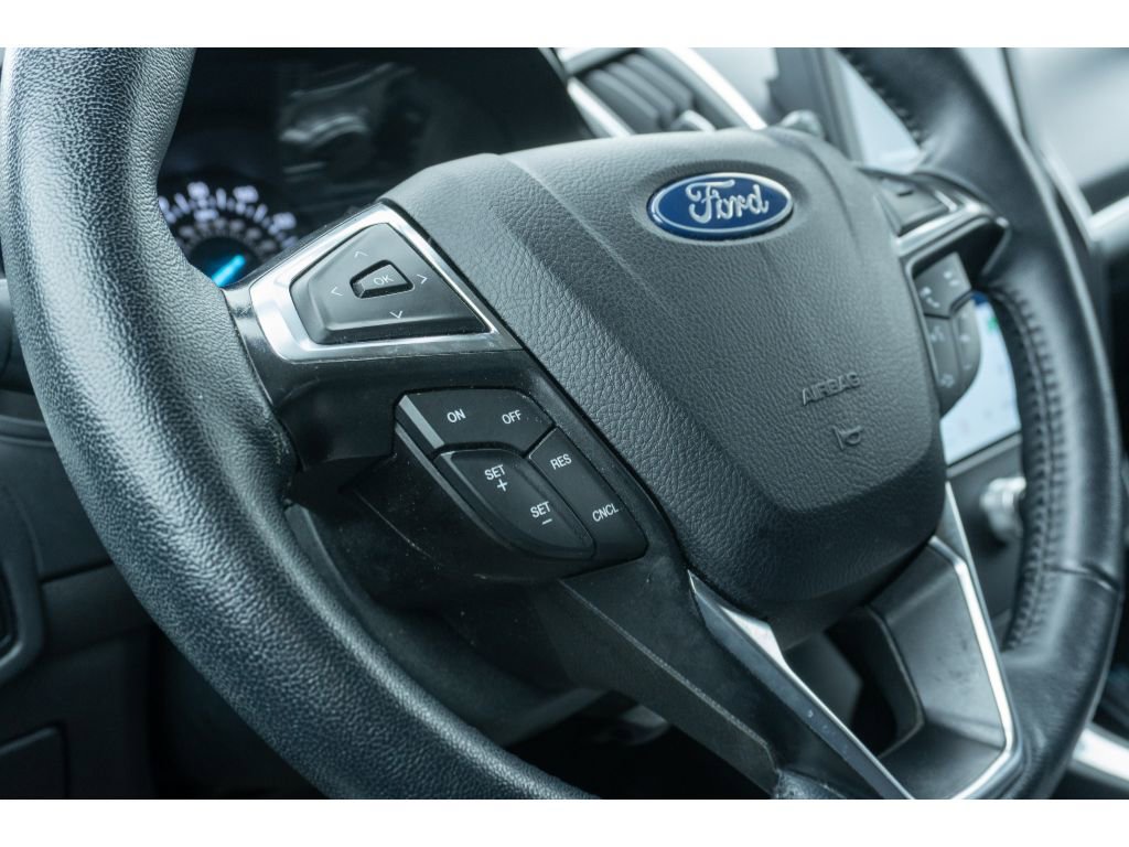 Used 2024 Ford Edge Titanium image 25