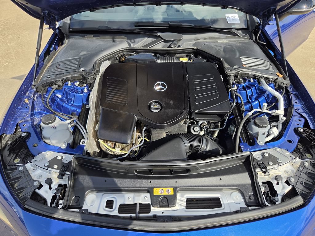 Used 2025 Mercedes-Benz CLE 300 4MATIC Coupe image 31