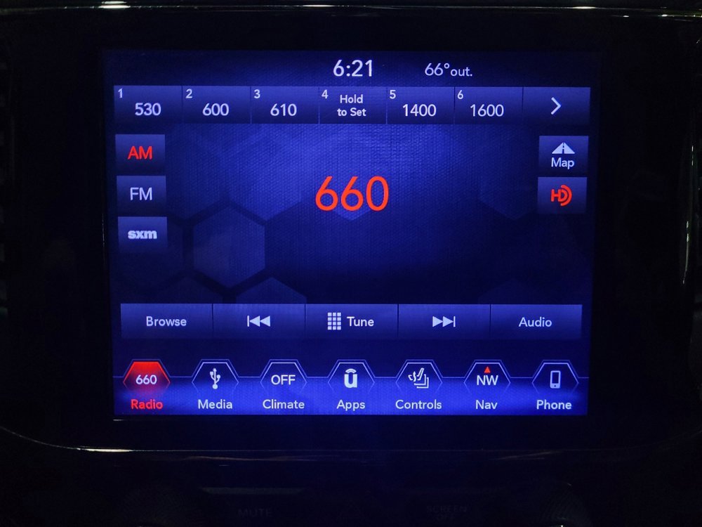 Used 2019 Jeep Grand Cherokee Limited X image 25