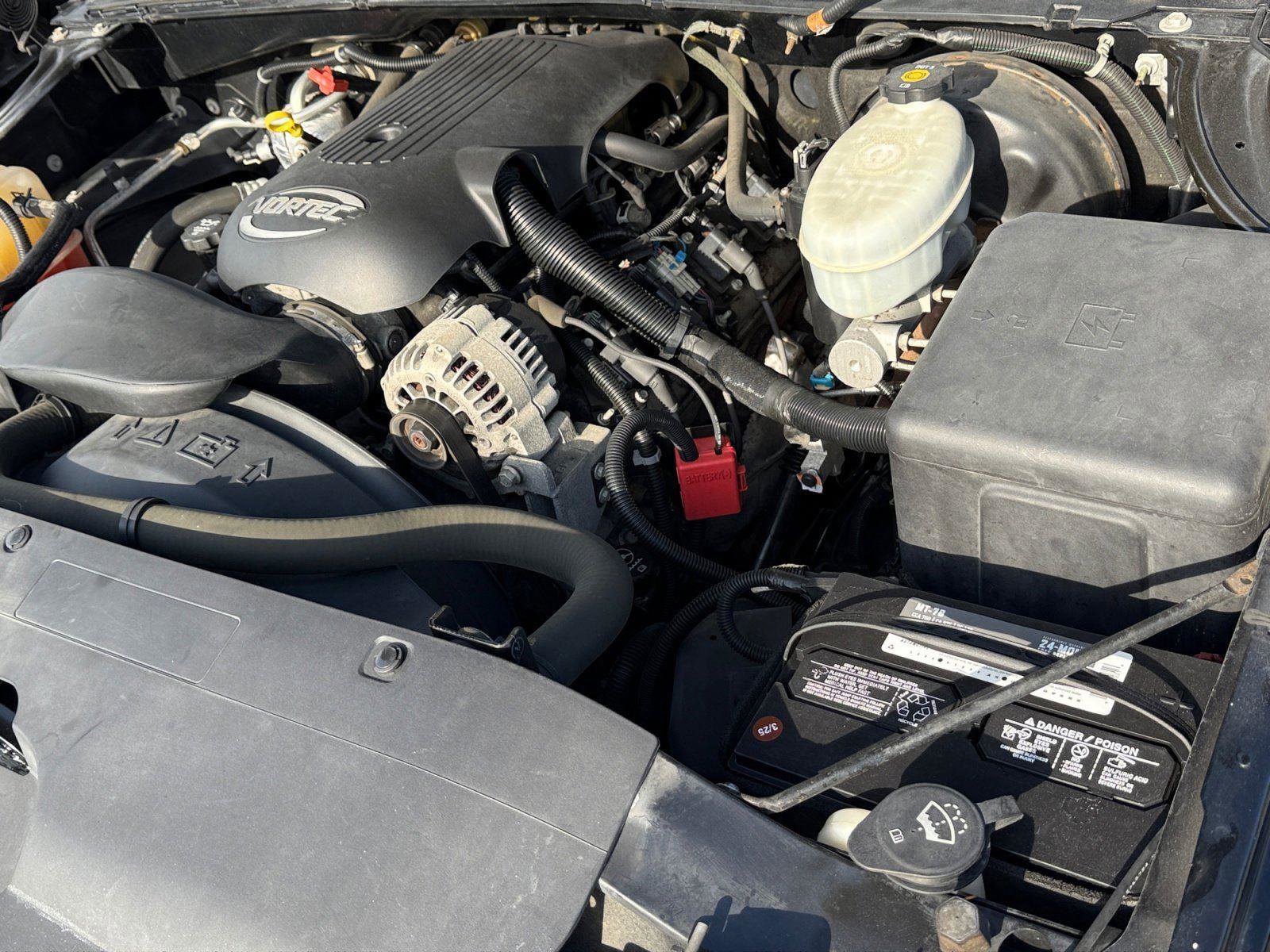 Used 2003 Chevrolet Silverado 1500 LS w/ Off-Road Package AWD/4WD image 11