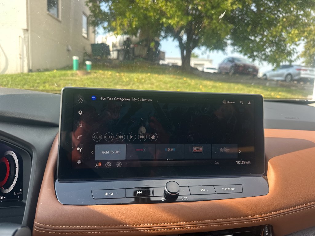 Certified 2025 Nissan Rogue Platinum AWD/4WD image 45