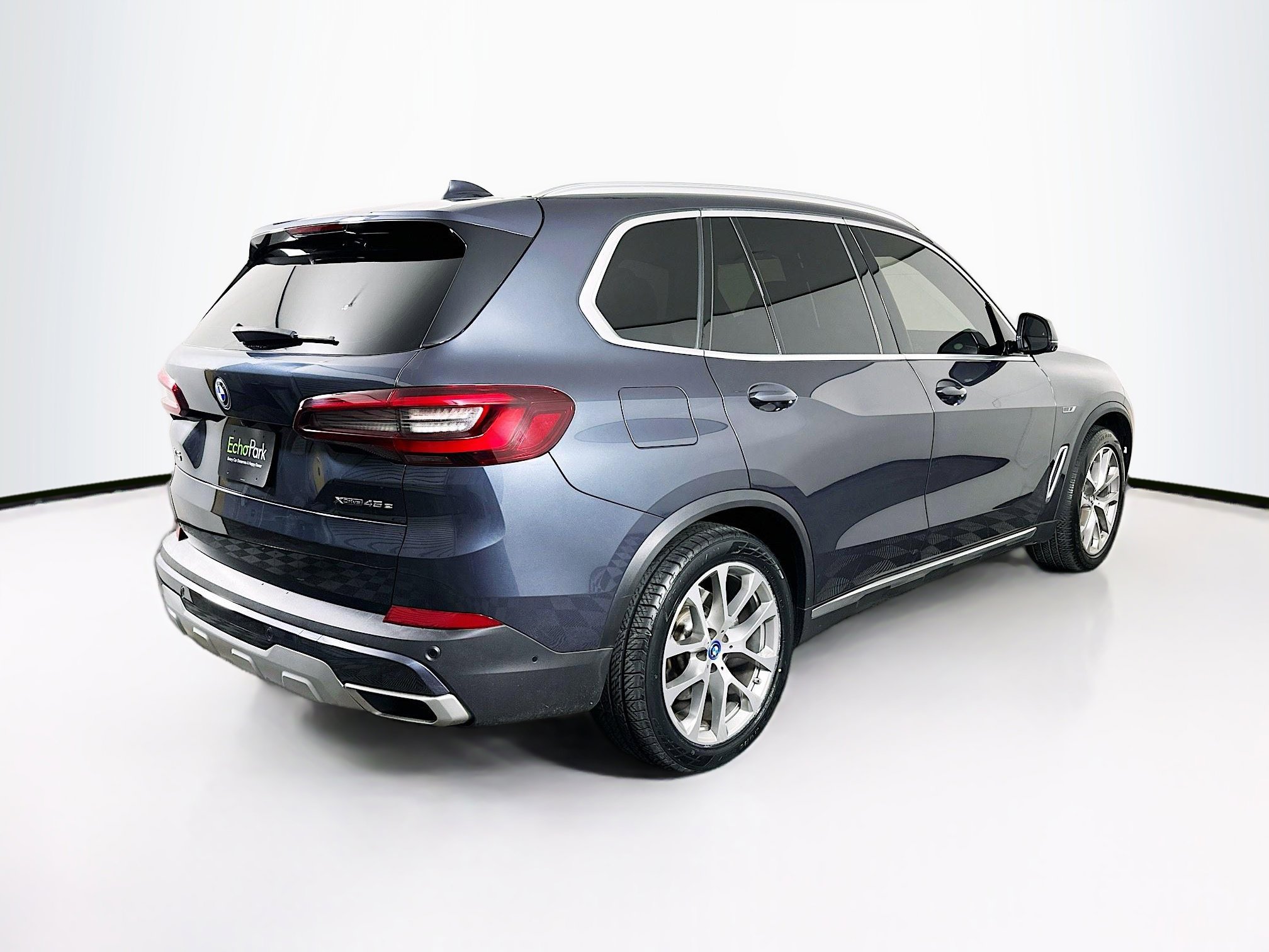 Used 2022 BMW X5 xDrive45e w/ Premium Package AWD/4WD image 9