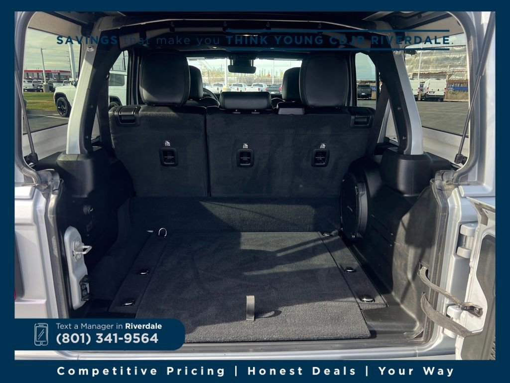 Used 2024 Jeep Wrangler High Altitude image 23