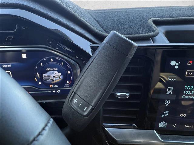 Used 2023 Chevrolet Silverado 1500 LT image 16