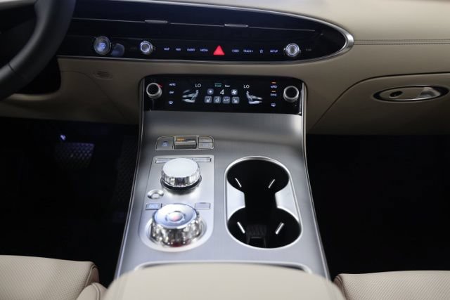 New 2027 Genesis GV70 2.5T Select AWD/4WD image 36