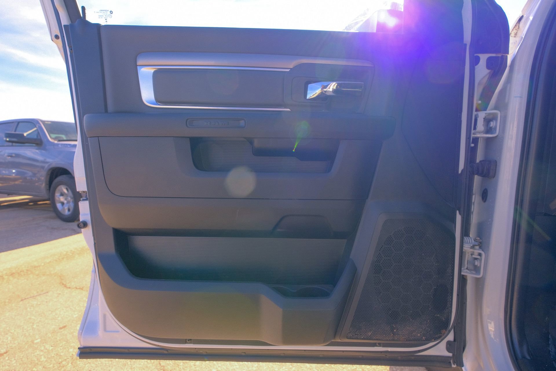 Used 2023 RAM 1500 Classic SLT w/ Electronics Group image 32