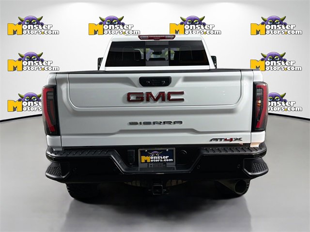 Used 2024 GMC Sierra 2500 AT4X image 6