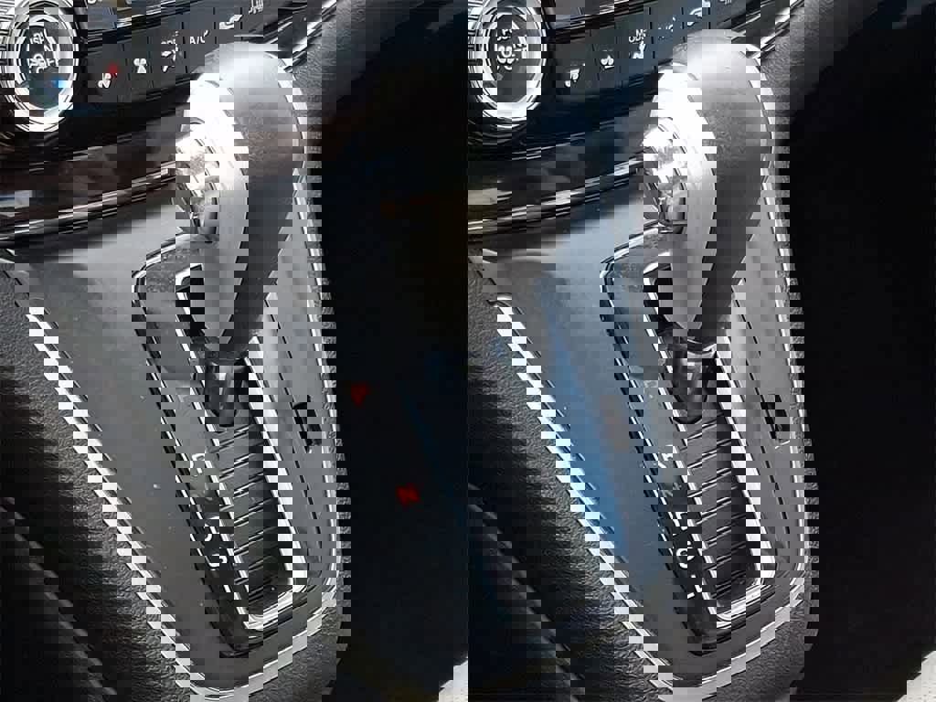 Used 2015 Honda CR-V EX-L image 14