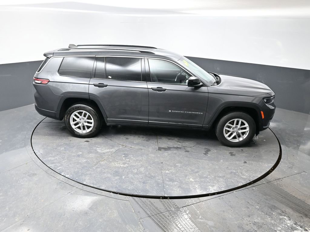 Used 2023 Jeep Grand Cherokee L Laredo image 44