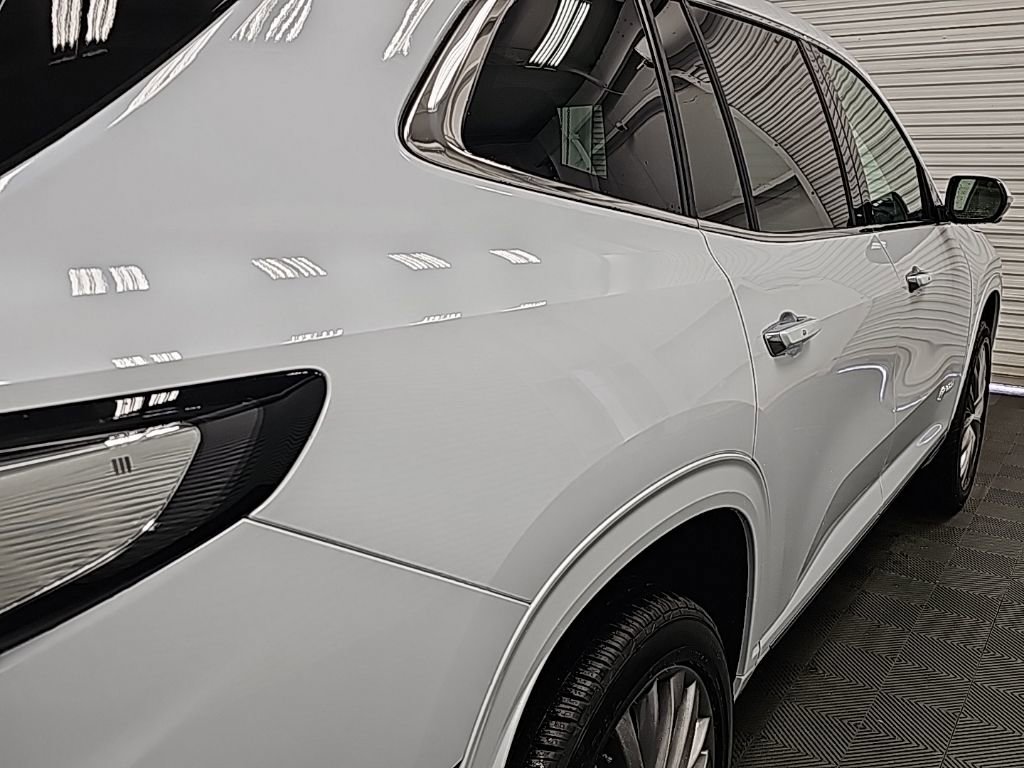 New 2026 Buick Enclave Avenir w/ Super Cruise Package image 9