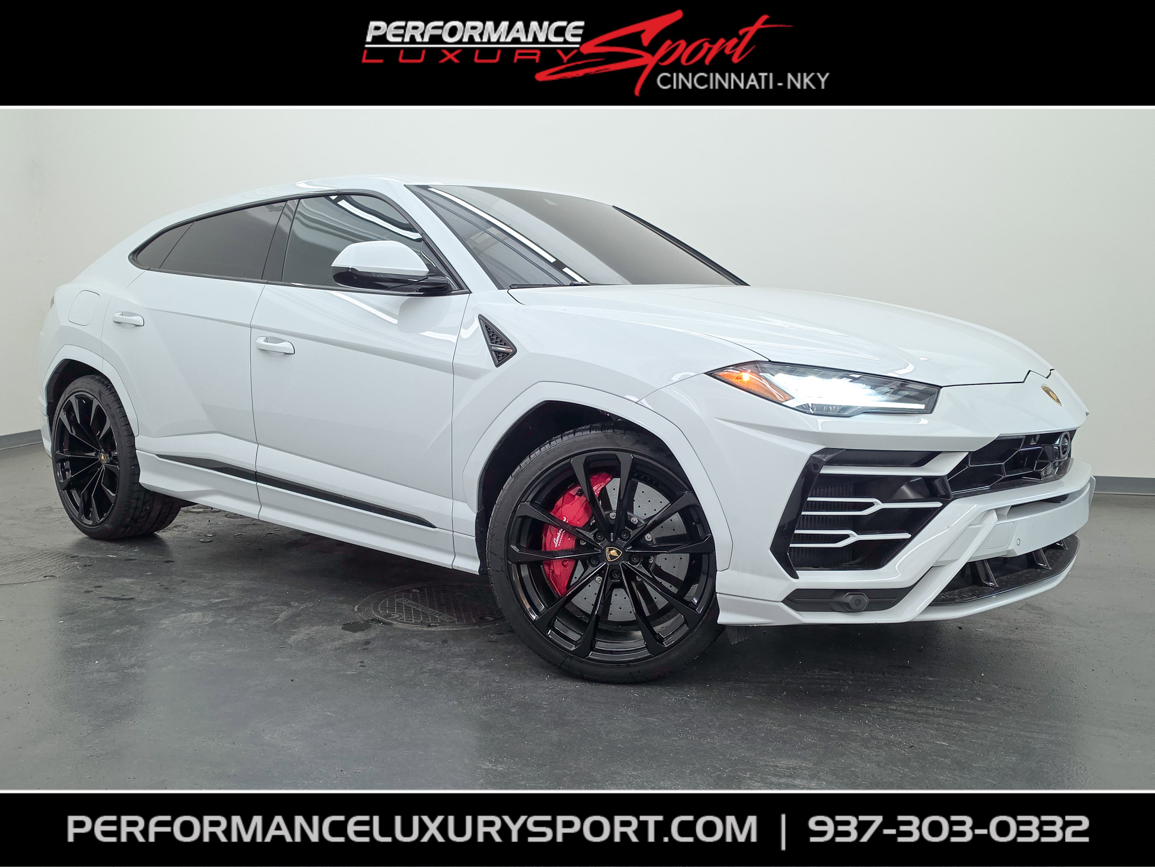 Used 2021 Lamborghini Urus AWD/4WD image 1