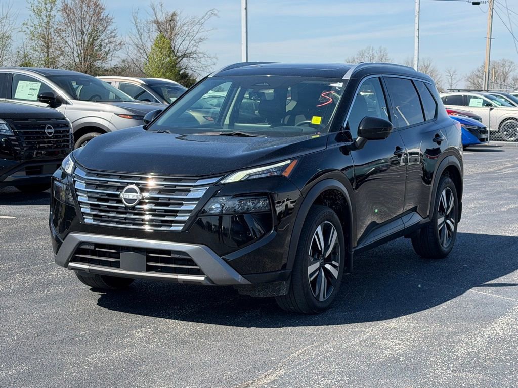 Used 2024 Nissan Rogue SL w/ SL Premium Package image 9