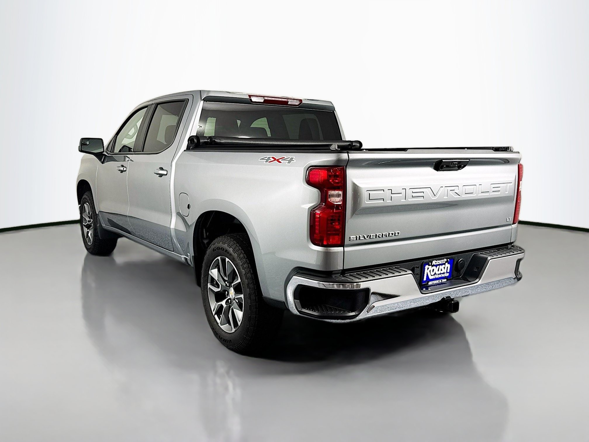 Used 2026 Chevrolet Silverado 1500 LT AWD/4WD image 7