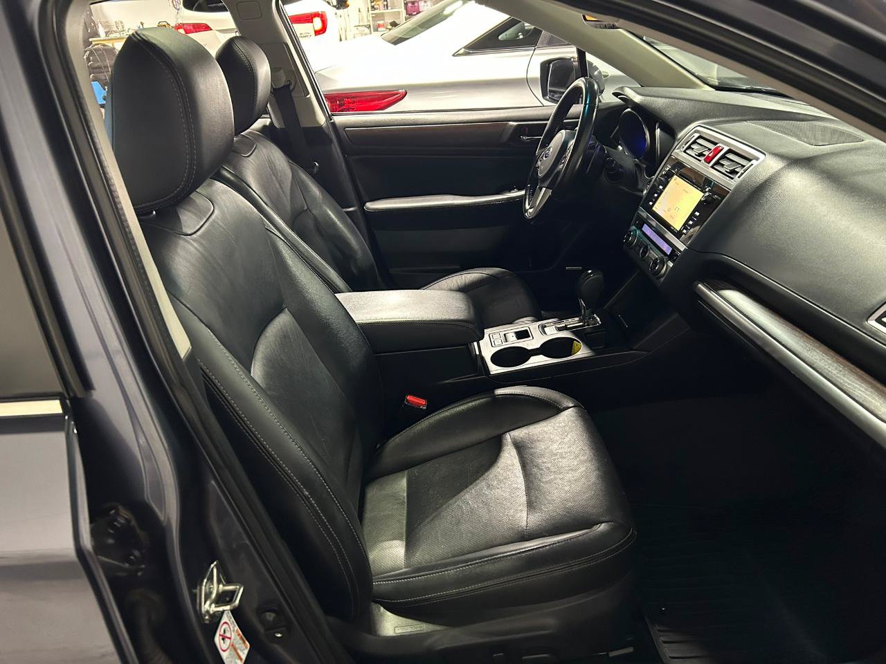 Used 2016 Subaru Legacy 2.5i Limited AWD/4WD image 17