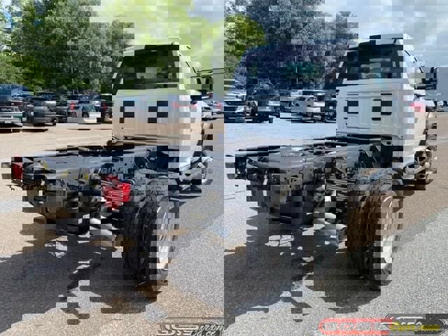 New 2024 RAM 5500 Tradesman image 3