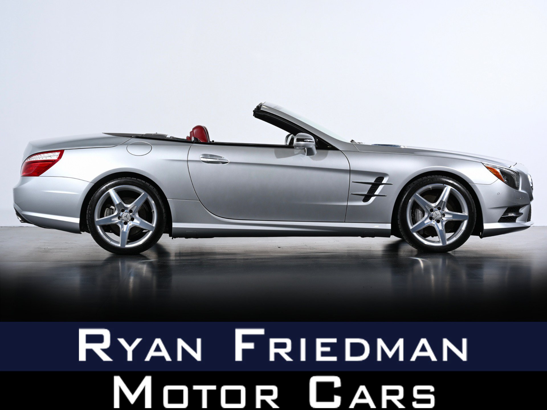 Used 2014 Mercedes-Benz SL 550 image 1