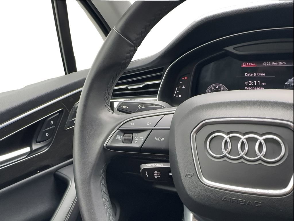 Used 2023 Audi Q7 2.0T Premium Plus w/ Premium Plus Package AWD/4WD image 47