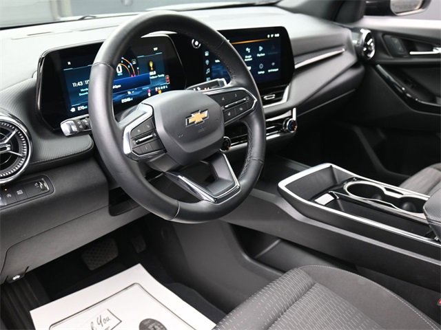 Used 2025 Chevrolet Equinox LT image 14