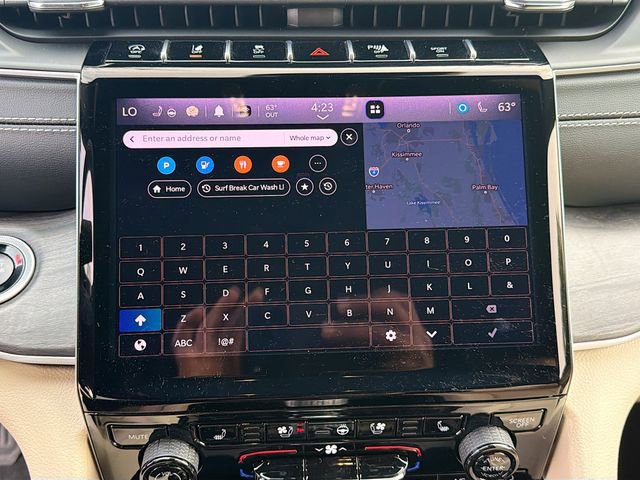 Used 2025 Jeep Grand Cherokee Limited w/ Luxury Tech Group II image 31