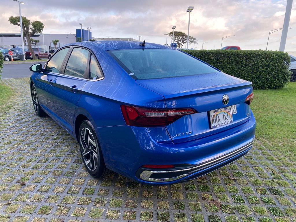 Used 2024 Volkswagen Jetta SEL image 5