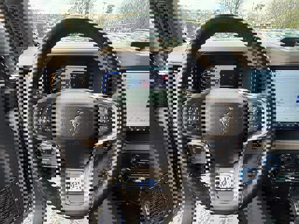 Used 2022 Ford Bronco Wildtrak image 14