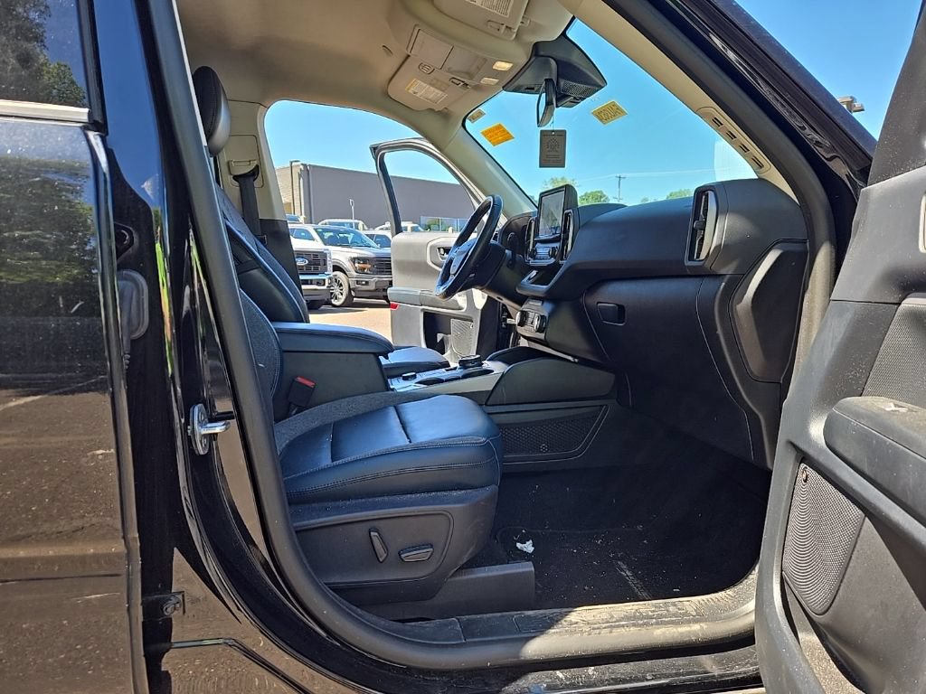 Used 2022 Ford Bronco Sport Outer Banks w/ Tech Package AWD/4WD image 17