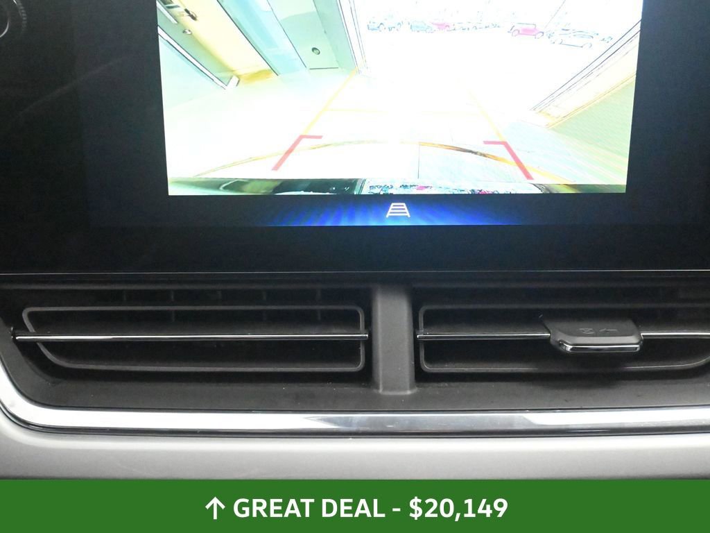 Used 2025 Chevrolet Trax LT image 36