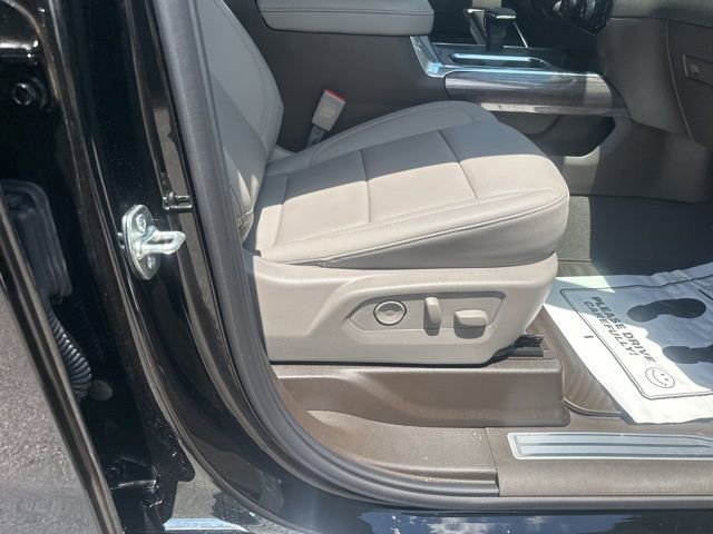New 2025 Chevrolet Silverado 1500 LTZ w/ Technology Package image 33