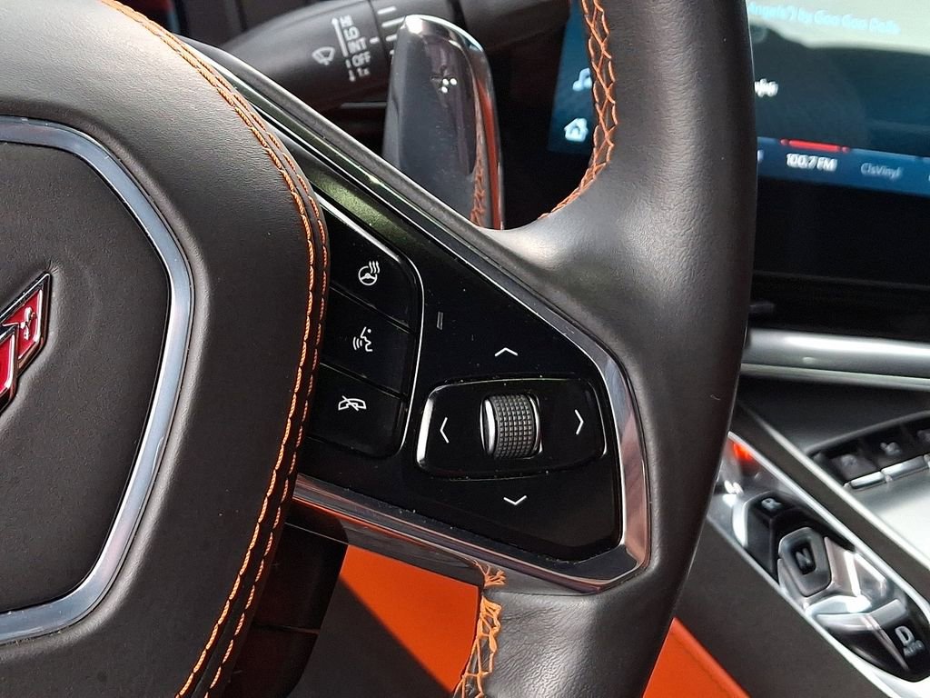 Used 2025 Chevrolet Corvette Stingray Premium Cpe w/ Z51 Performance Package image 19