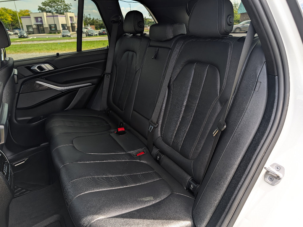 Used 2021 BMW X5 M50i AWD/4WD image 20