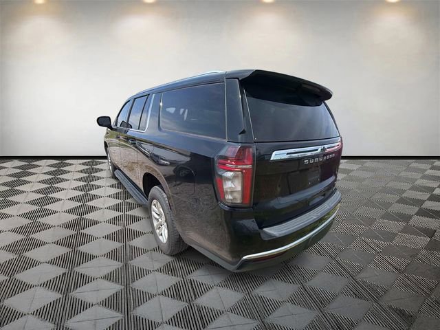 Used 2021 Chevrolet Suburban LT AWD/4WD image 8