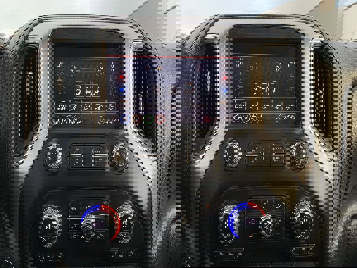 Used 2022 GMC Sierra 1500 SLT w/ SLT Convenience Package image 25